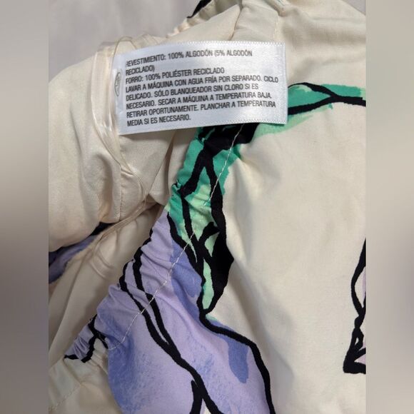 NEW | A NEW DAY | balloon sleeve one shoulder crop top - Picture 3 of 3